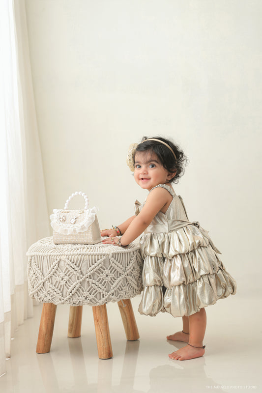 Macran Stool